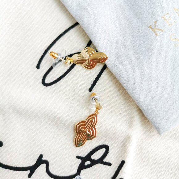 Kendra Scott Metal Drop Earrings - Abbie Gold - Picture 3 of 3